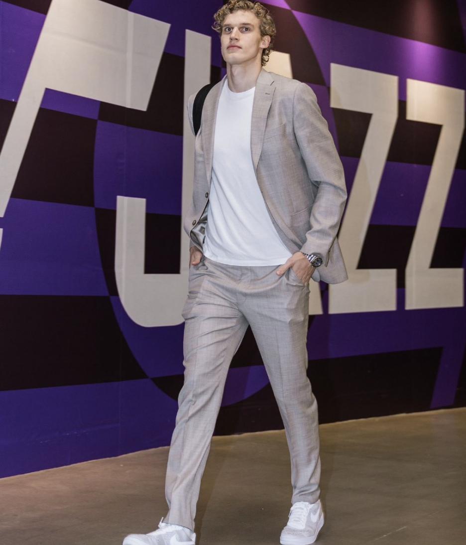 明天勇士vs爵士库里上场吗,2月24日nba火箭vs勇士