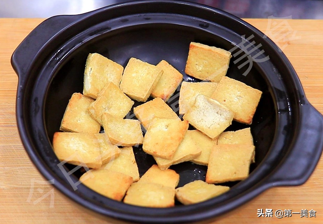 豆腐的传统做法石磨豆腐,腊月二十五做豆腐图片