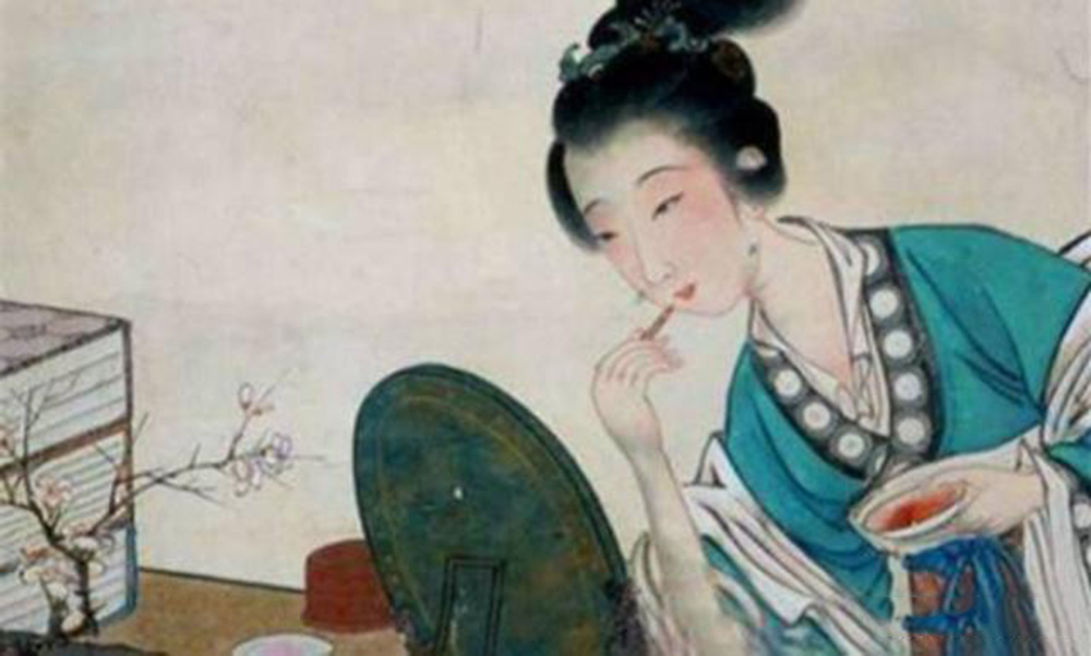 孤凤展翅腾龙位，弱女挥手伏众臣。浅析养颜秘方，探古代长寿秘诀