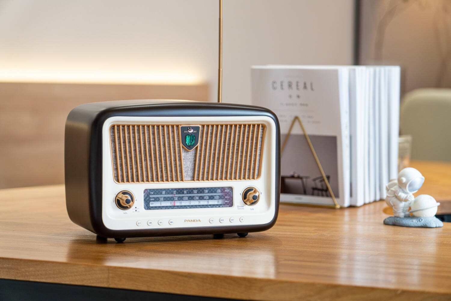 熊猫D-85蓝牙音箱,熊猫d85复古收音机评测