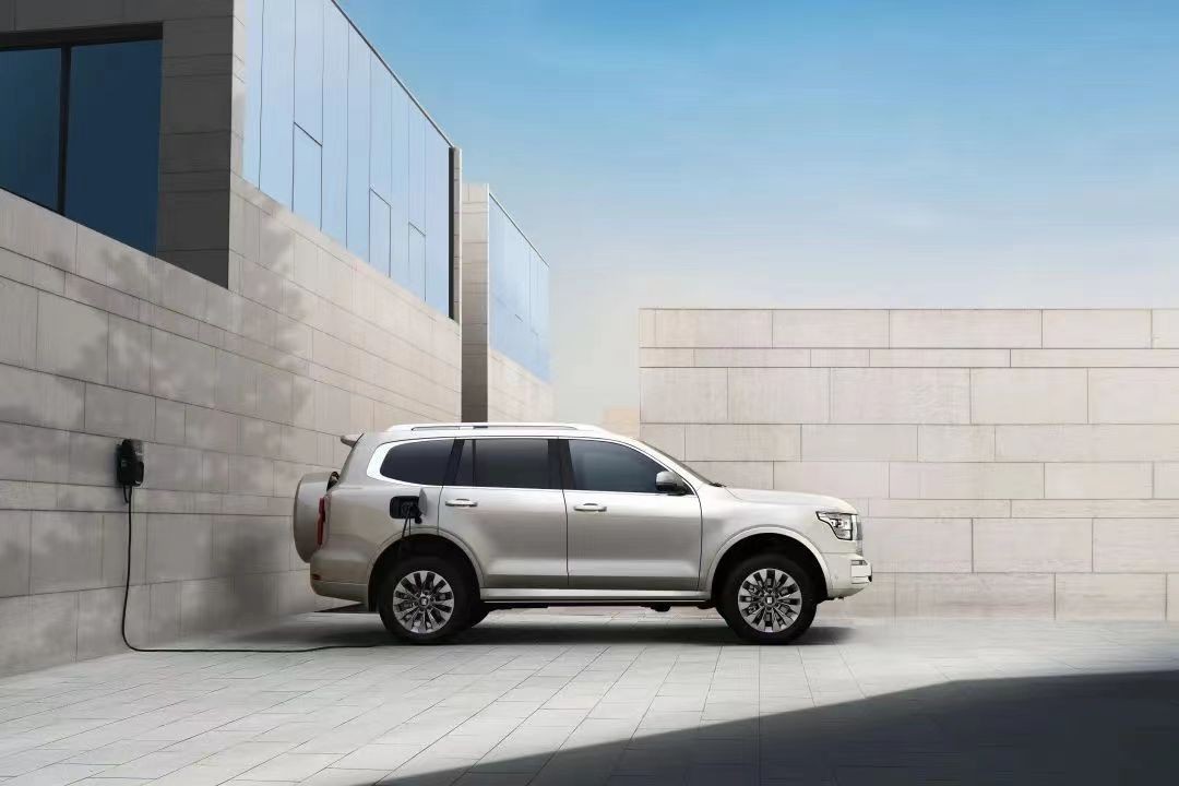 坦克5002.0t混动版,坦克50048v轻混