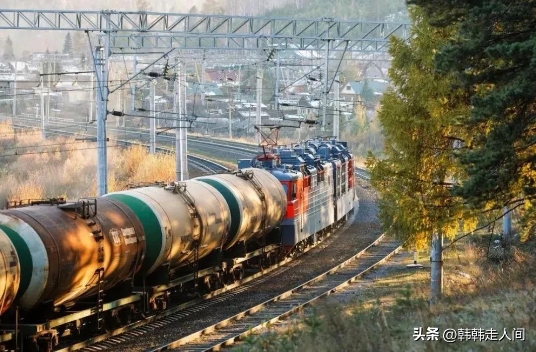 俄罗斯西伯利亚大铁路选择的原因,关于俄罗斯的故事