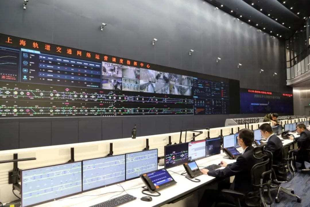 图灵和冯诺依曼谁才是计算机之父,冯诺依曼计算机的主要设计思想是