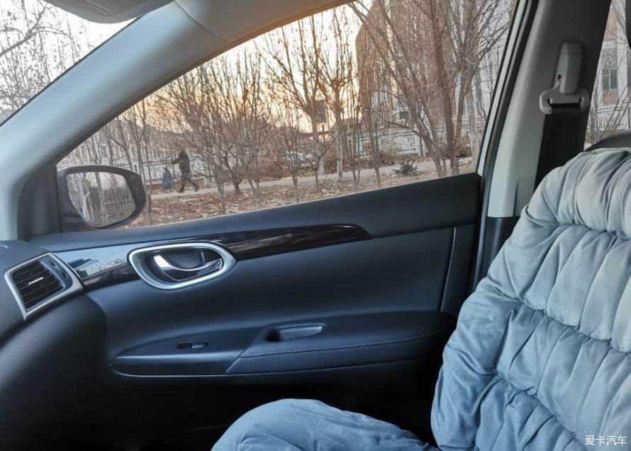 轩逸经典自动豪华2021落地多少钱,22款轩逸经典豪华天窗