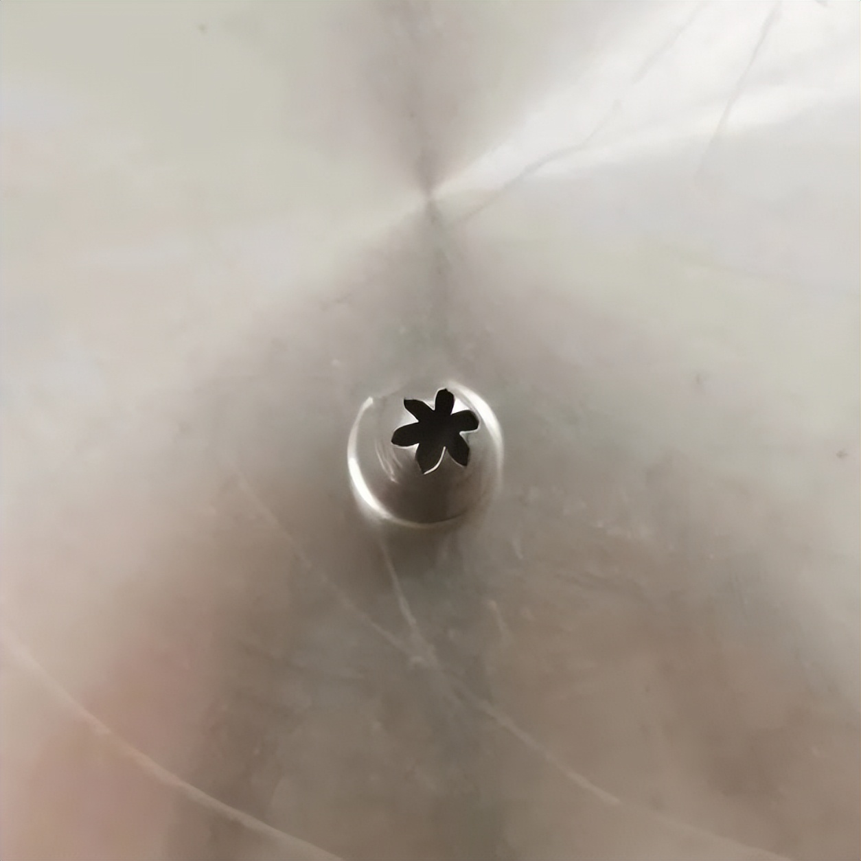 蛋糕渐变用什么裱花嘴,做蛋糕裱花嘴最实用的是哪种