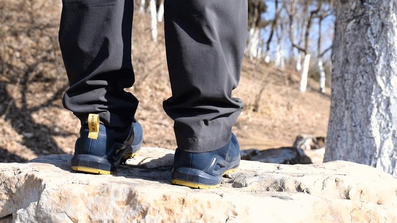 秋冬户外防水防滑软底徒步鞋,全防水全透气徒步鞋