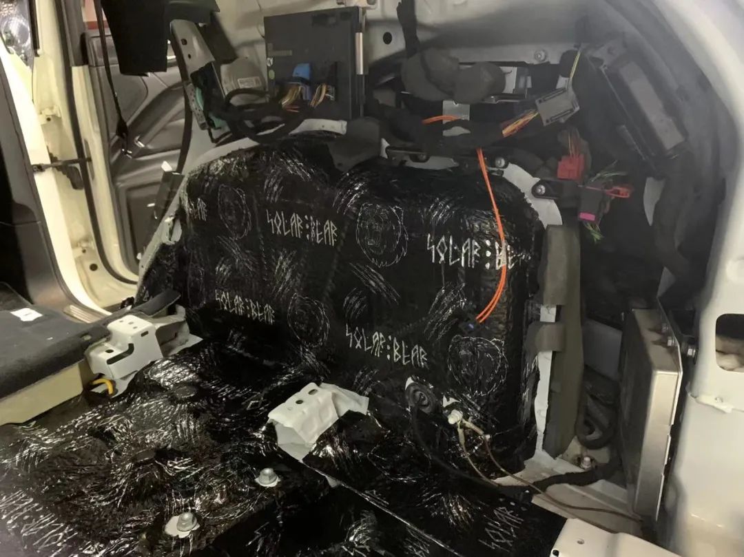 保时捷卡宴柏林音响评测,24款保时捷卡宴bose音响怎么调