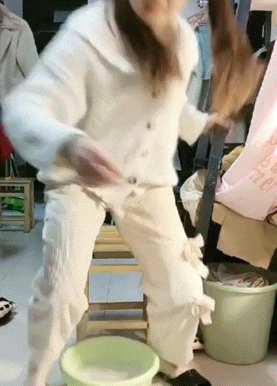 每日一笑很尴尬的瞬间,每日一笑尴尬瞬间