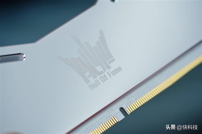 影驰hof内存条选哪个系列,影驰hof内存测评