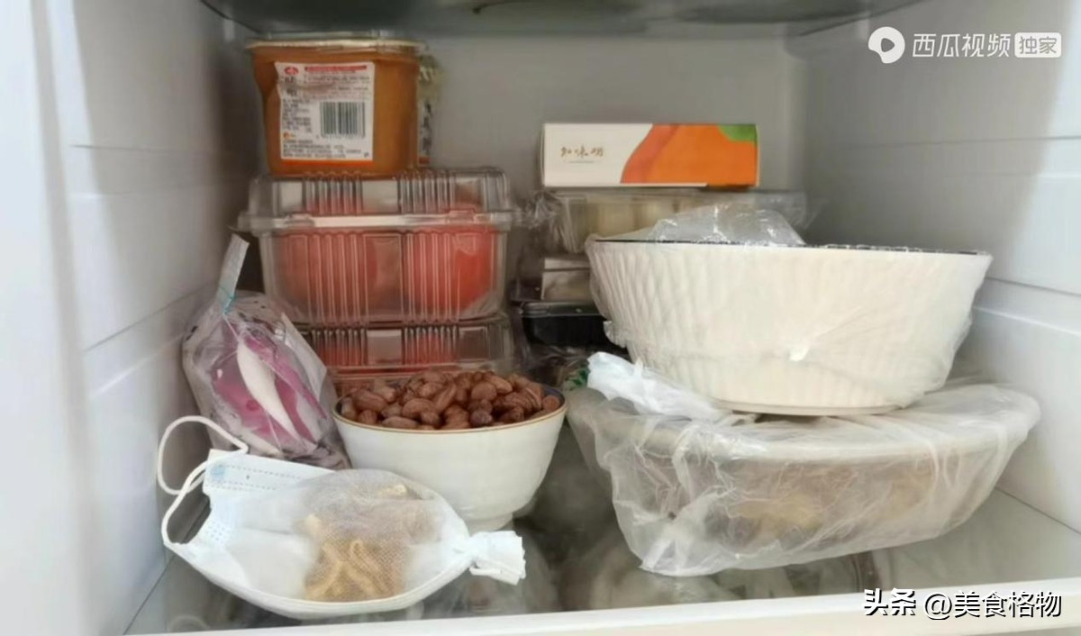 冰箱里面放口罩真的能省电吗,往冰箱放一个口罩真的会省电吗