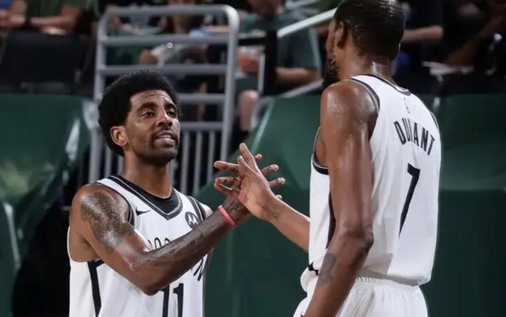 主场观众创历史新多却输了球！英雄或罪人？留给欧文的机会不多了