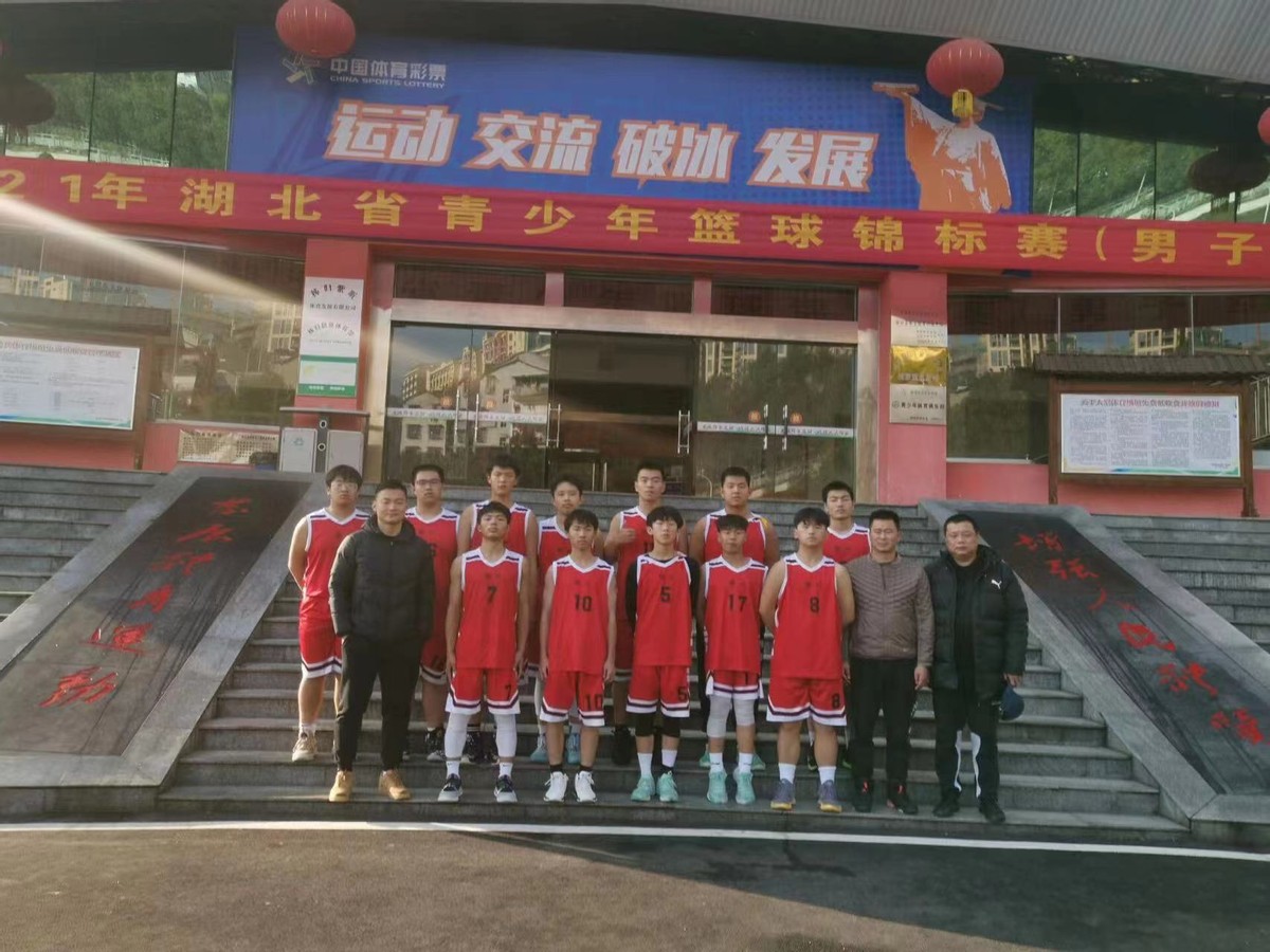 鄂州市秋林高中昂首阔步走特色发展之路