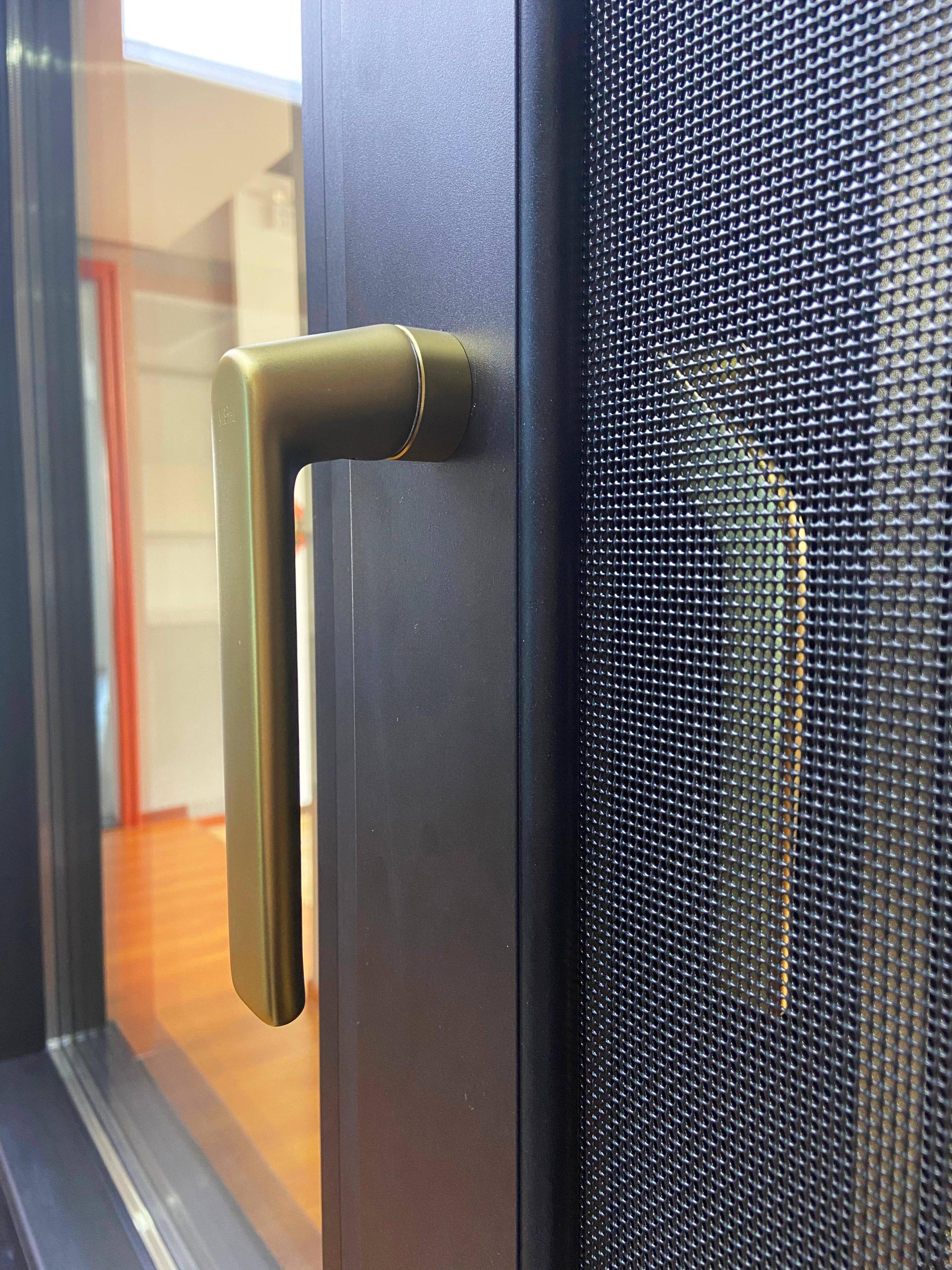 金刚网为什么要淘汰,金刚网纱窗有什么缺点和优点