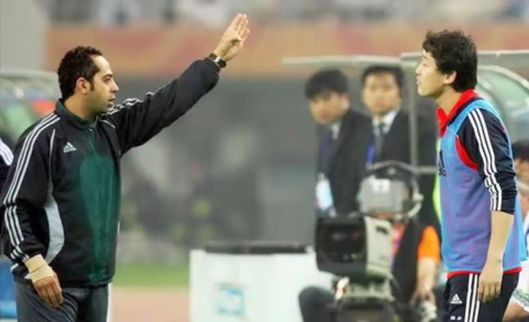 国足双主帅事件,三名球员群殴教练组