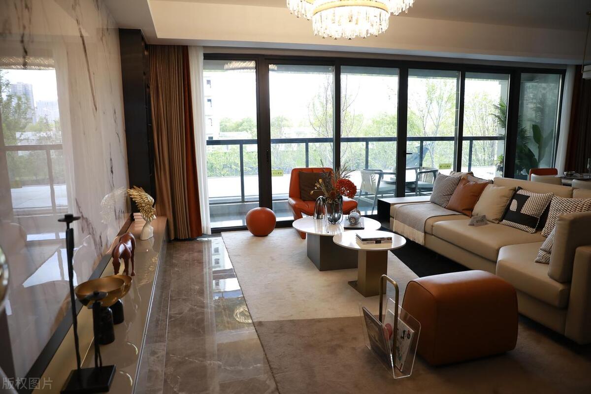 木工打落地电视柜和悬空电视柜,木工打造的电视柜最新款