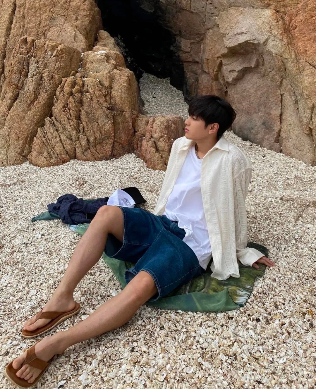 这位韩国男生的穿搭,我想给我男朋友照搬,参考度90分!