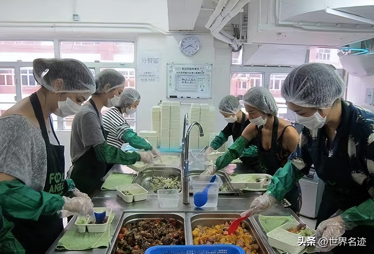 香港电影张学友吃青菜经典片段,香港惜食食堂饭盒