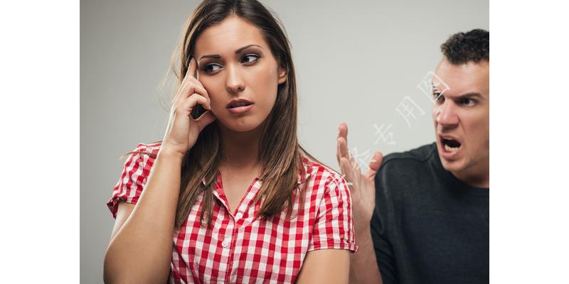 婆婆帮小姑子带孩子住我们家,婆婆带孙子照顾瘫痪老人