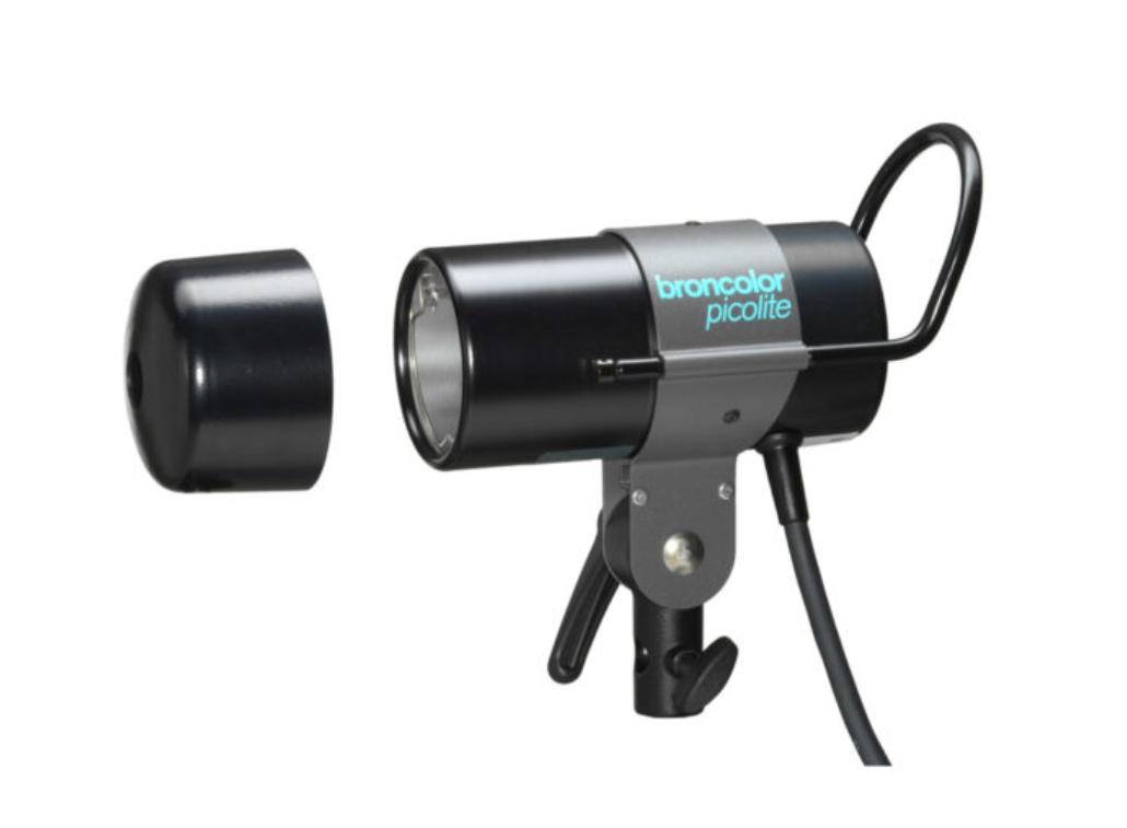 名表专柜一般都不给试戴,名表专卖店都买不到表