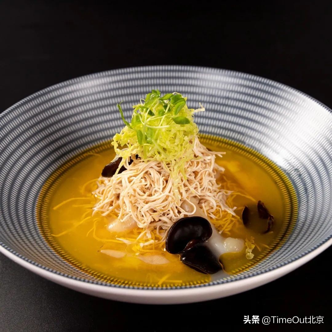 吃饱喝美幸福满溢，京城7个餐饮新消息