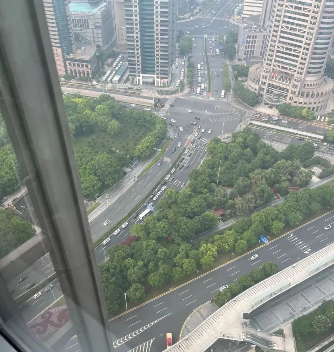 上海陆家嘴金融上班日常,上海陆家嘴金融人的日常