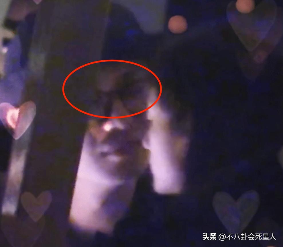 朱亚文和老婆亲密互动,朱亚文和媳妇的恩爱合照