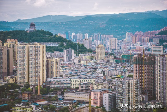 “拼”字当头巴中工业强势破圈