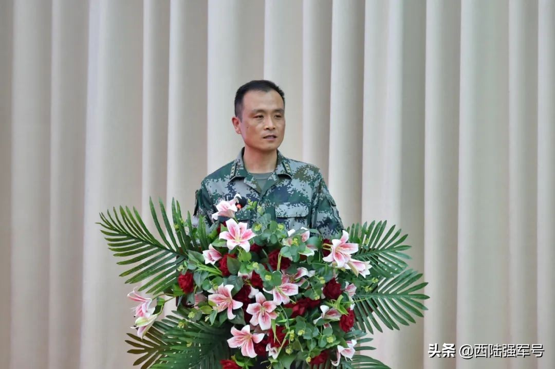 优秀政治教员比武，76集团军完赛