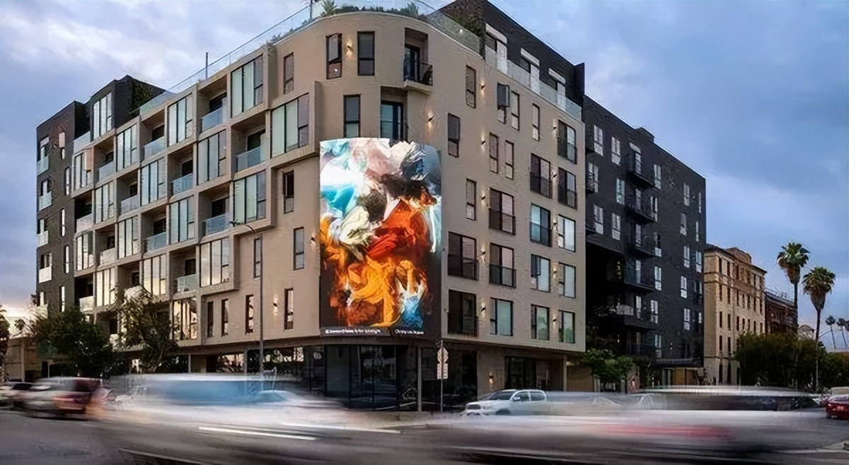 2023户外广告预算怎么投？投沉浸式地标大屏融合商业与艺术！