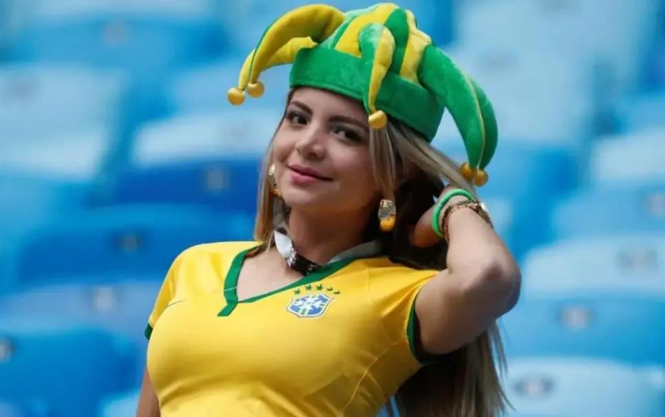 中国从国外引进年轻女性进来吗,大批美女涌入中国旅行