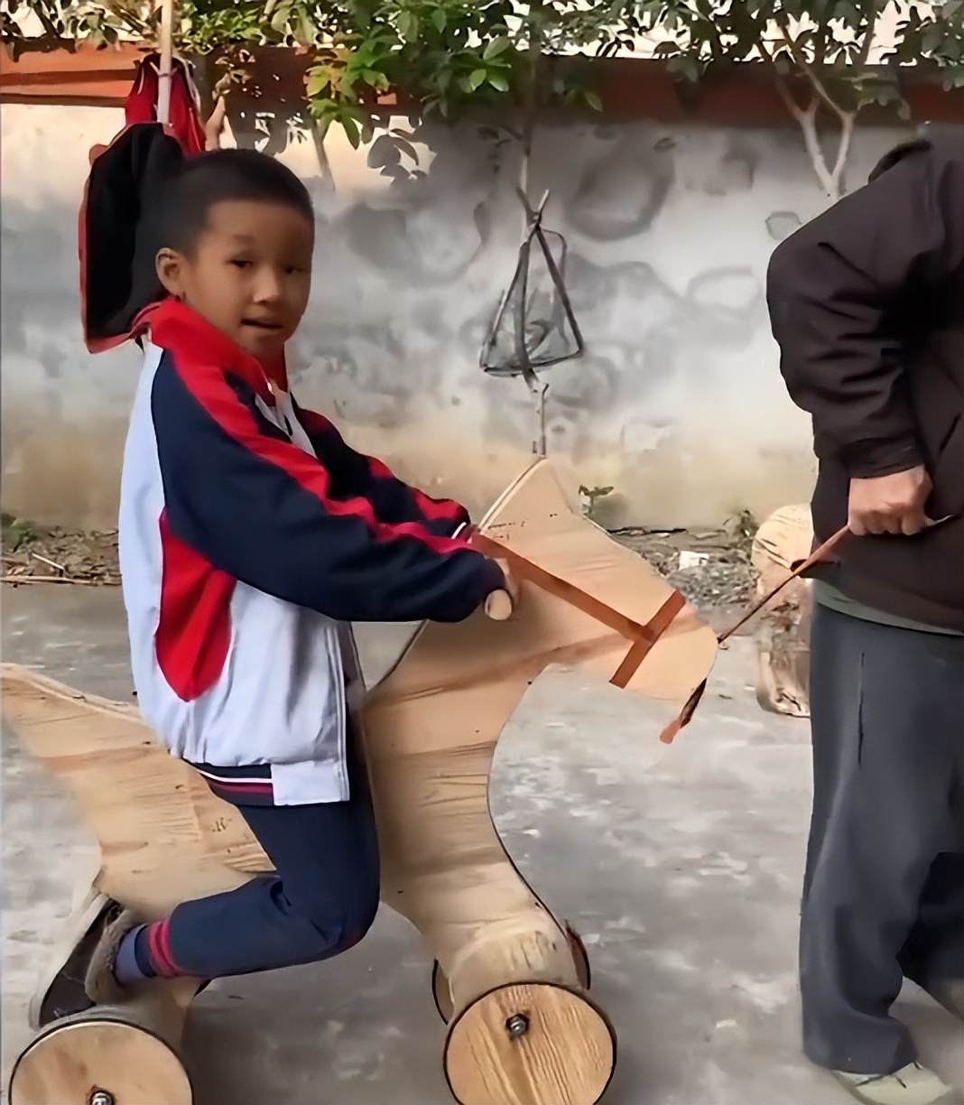 榫卯结构小物件,民俗老物件传承千年的榫卯结构