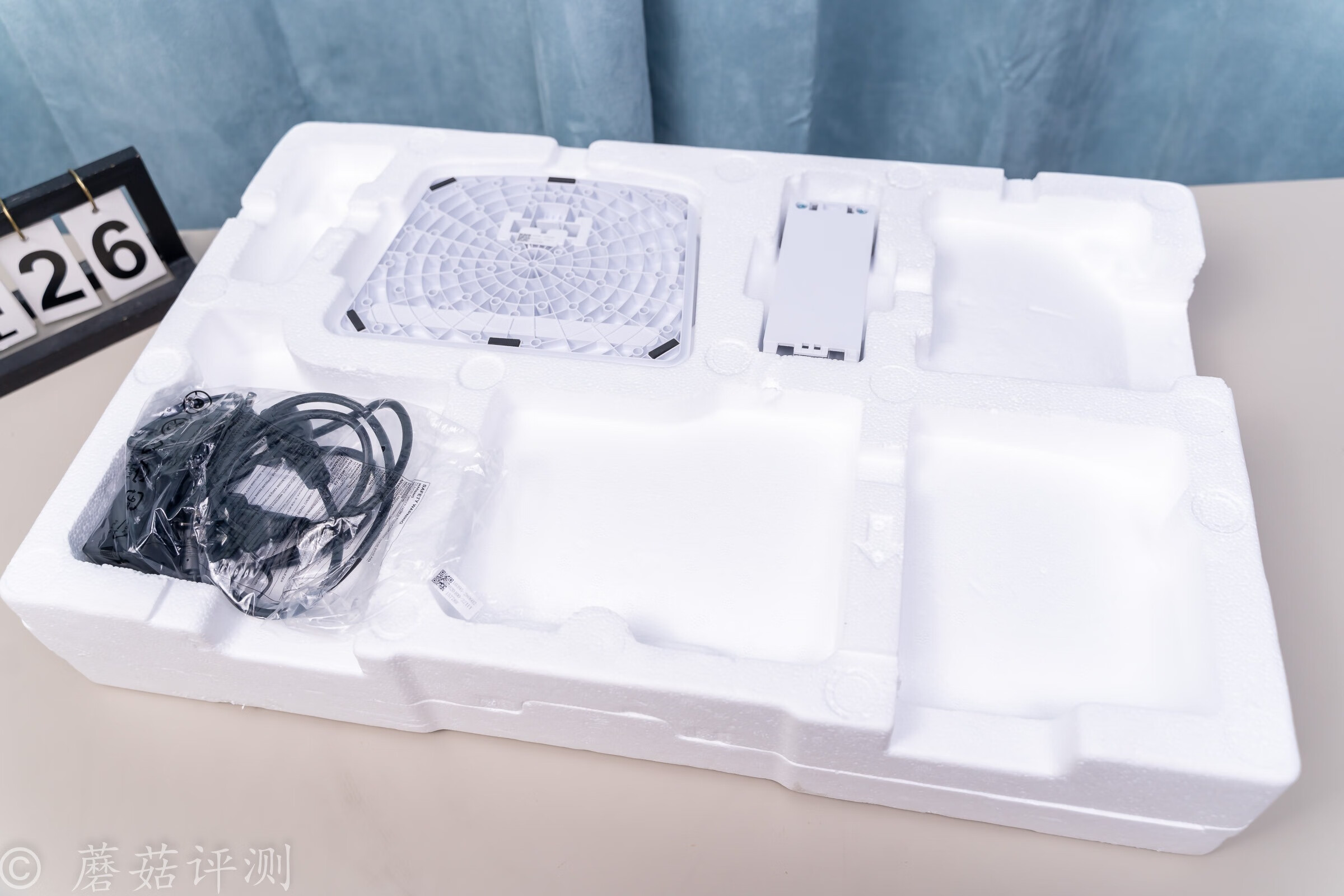 微星mp242a显示器评测,微星pag304cr显示器评测