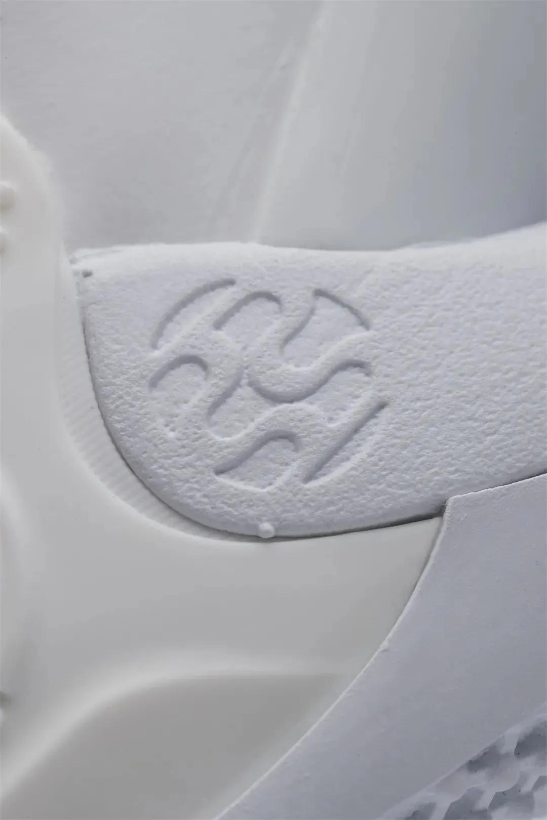 李宁鞋子黑科技,鞋底防滑黑科技