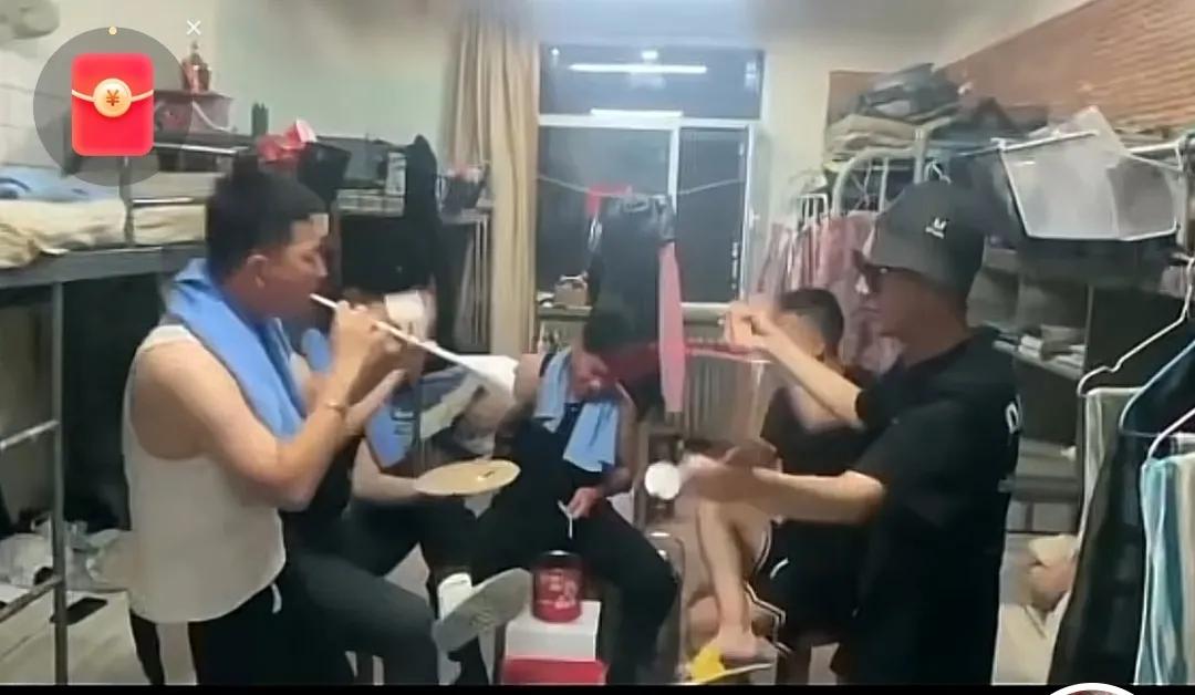 花式抗疫:讨吃调,鼓匠系,模仿秀,段子…这些神曲“最呼市”