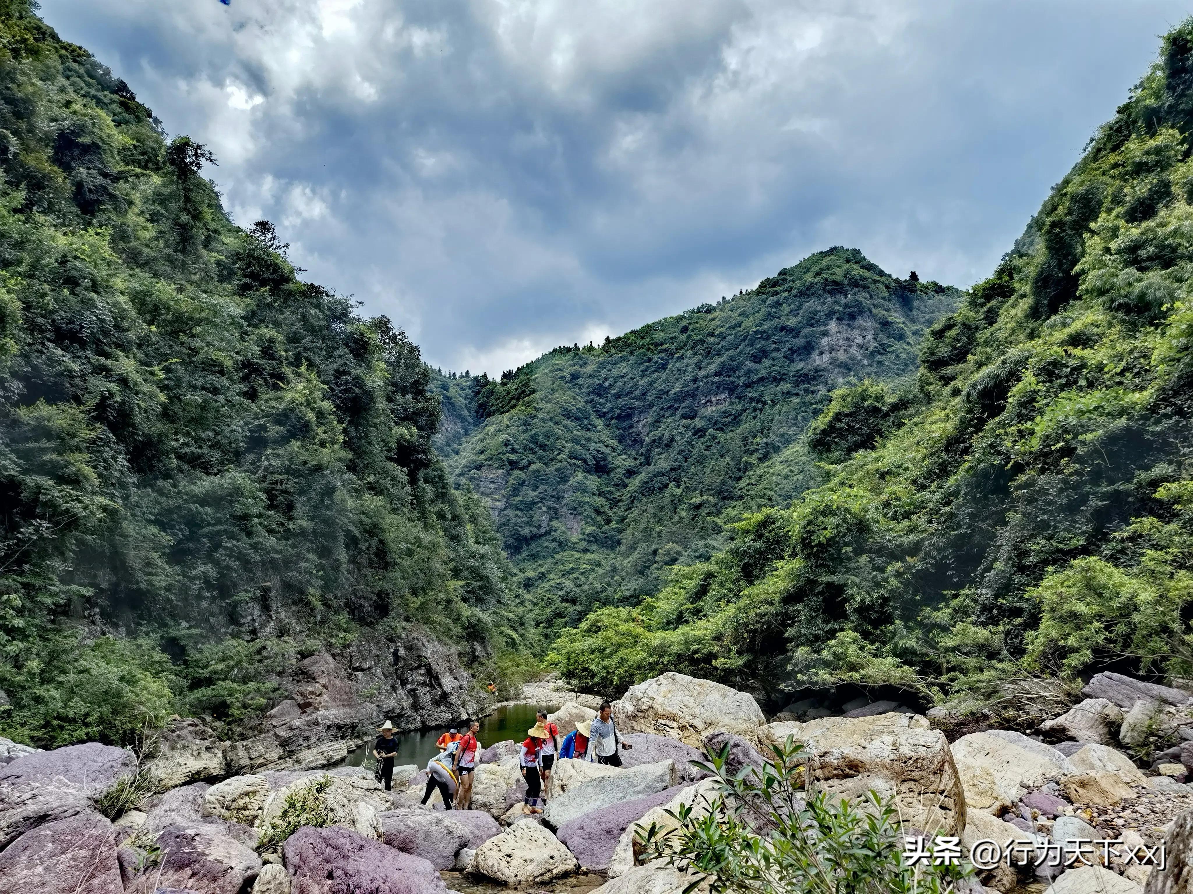 避暑天堂惹人醉完整版,避暑胜地康养天堂