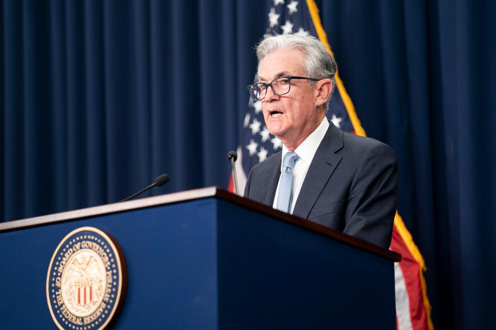 美国外贸订单脱钩,危机升级美国经济受重创