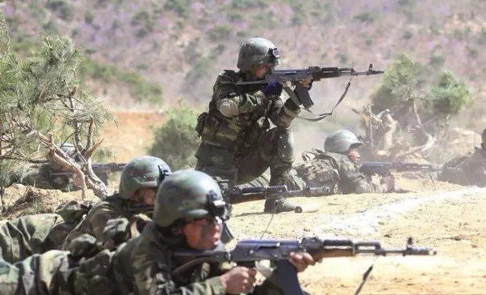 1968年朝鲜31名特种兵偷袭青瓦台,是出奇兵还是犯孤军深入的大忌