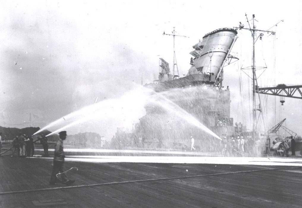 二战巡洋舰改造成航母,日本二战战列舰改造航母