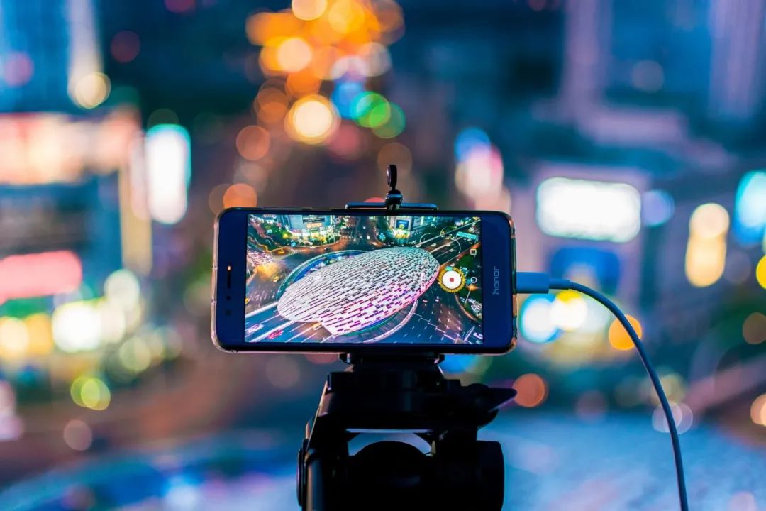 强买强卖、炫技跟风，景区不要盲目自救