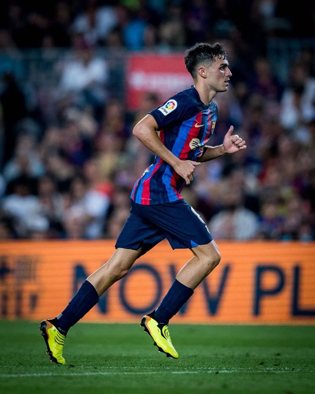 巴萨1-2不敌巴列卡诺莱万破门,巴萨1-2不敌巴列卡诺高喊梅西