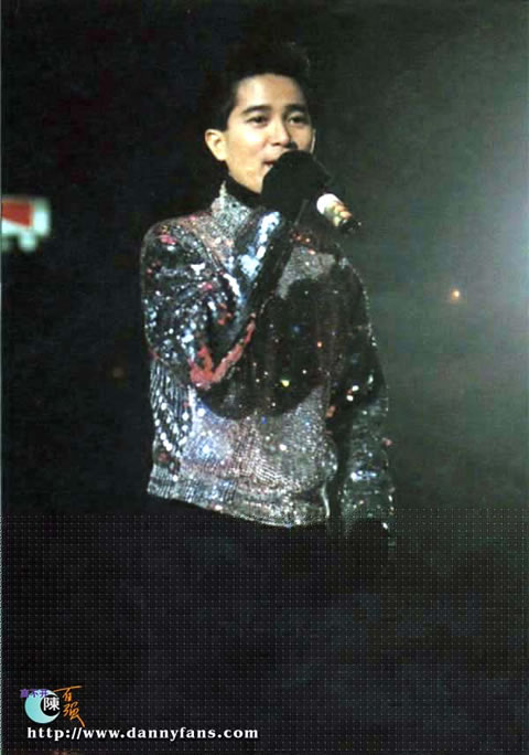 陈百强衣着品味帅到炸,陈百强时尚品味