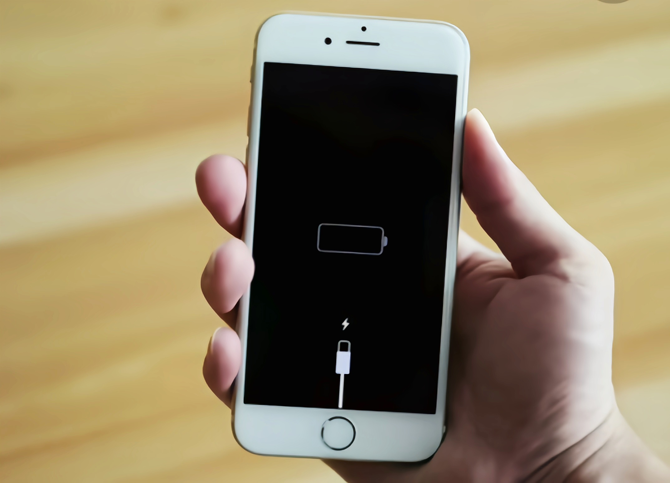 手机电池不耐用教你一招恢复流畅,手机卡顿换电池能解决吗