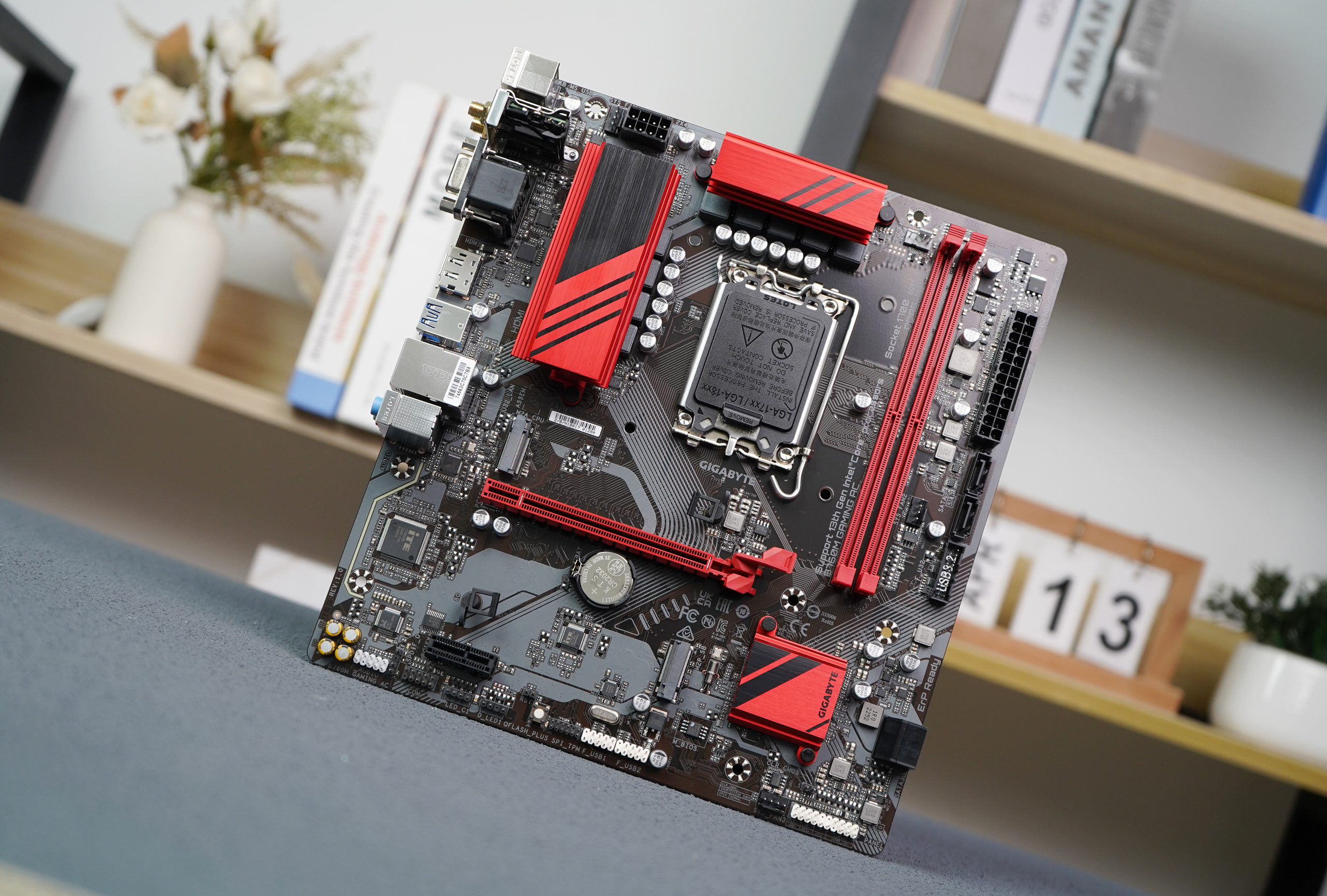 技嘉b760魔鹰小板测评,技嘉B760m魔鹰主板