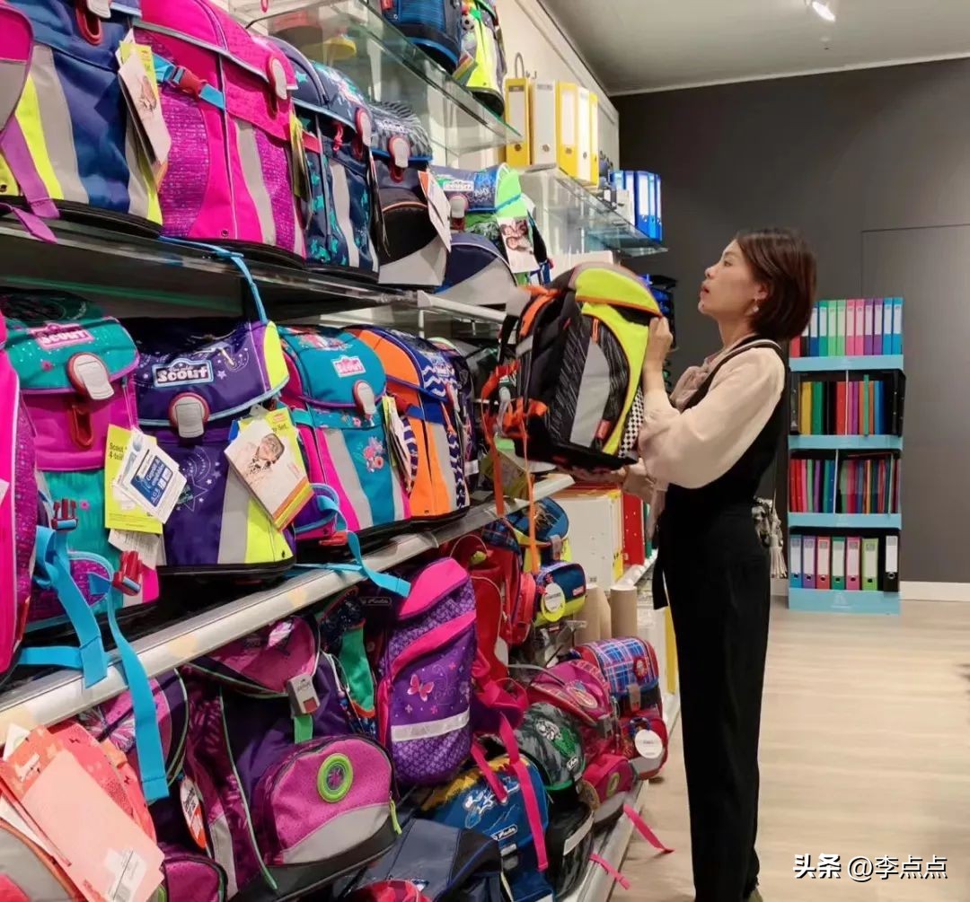 买一个奥特曼的书包,奥特曼儿童书包正版