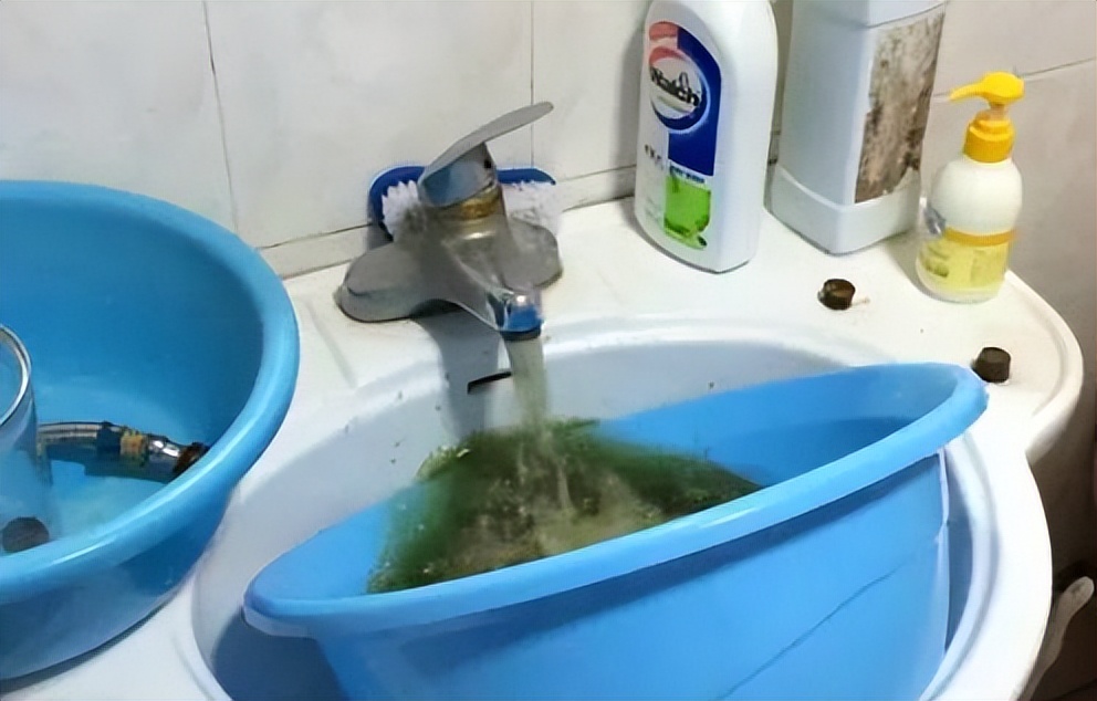 绿洁士自来水管清洗视频教程,家里自来水管长期使用脏了怎么办