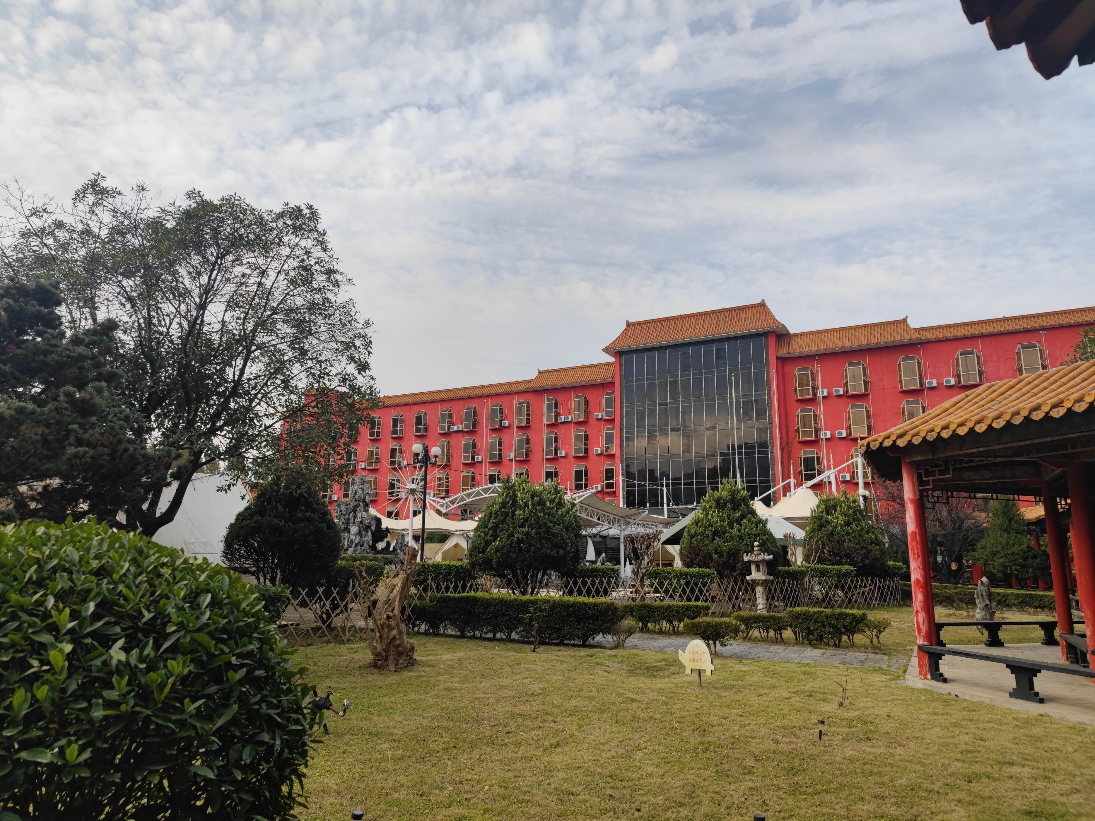 武汉湖滨花园大酒店,武汉湖滨花园酒店传说