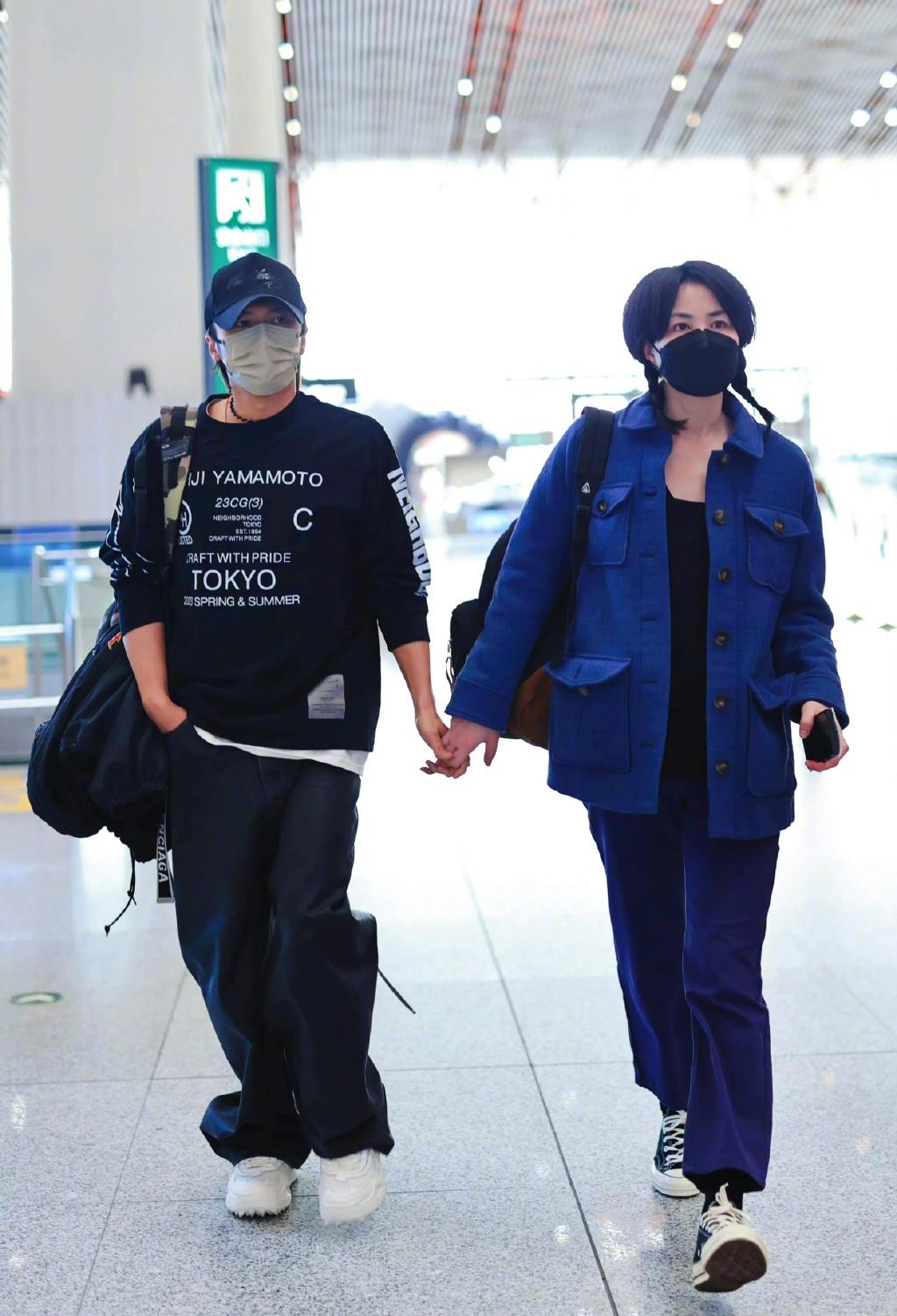 王菲谢霆锋经济舱,网友经济舱遇王菲谢霆锋