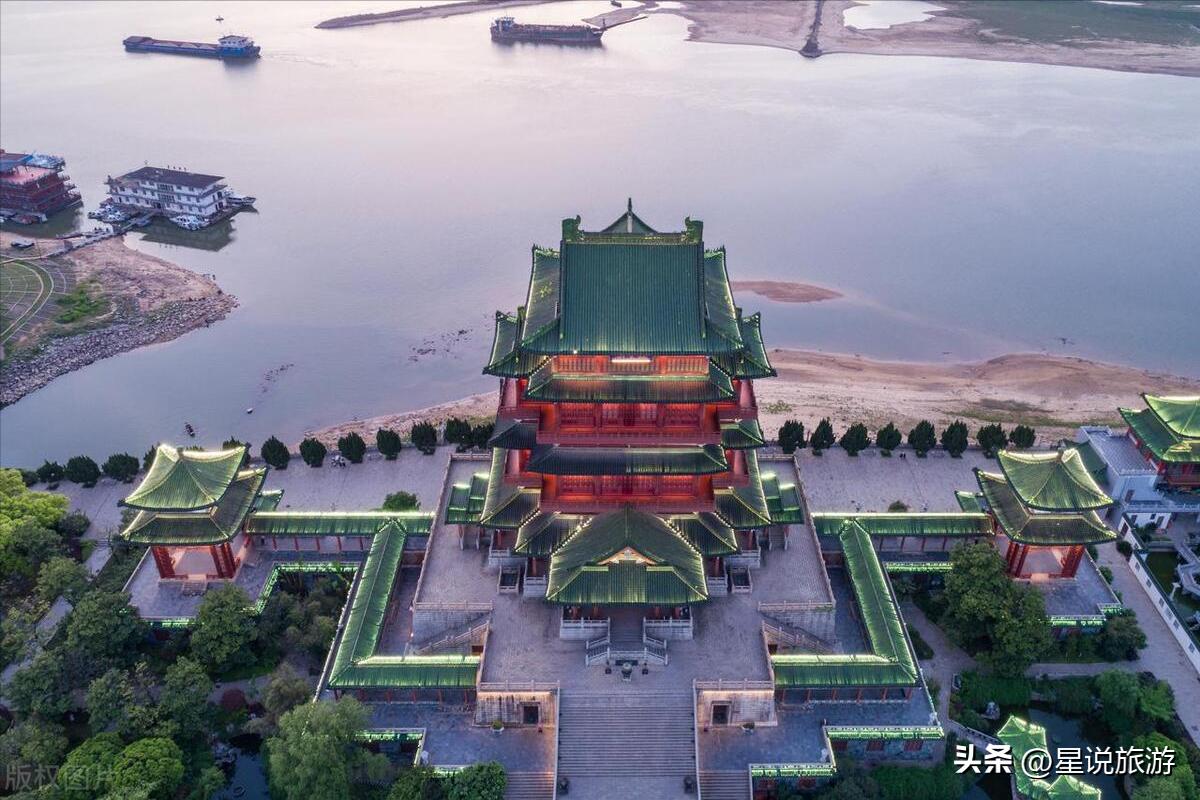 黄鹤楼岳阳楼滕王阁等四大名楼,黄鹤楼岳阳楼滕王阁蓬莱阁顺序