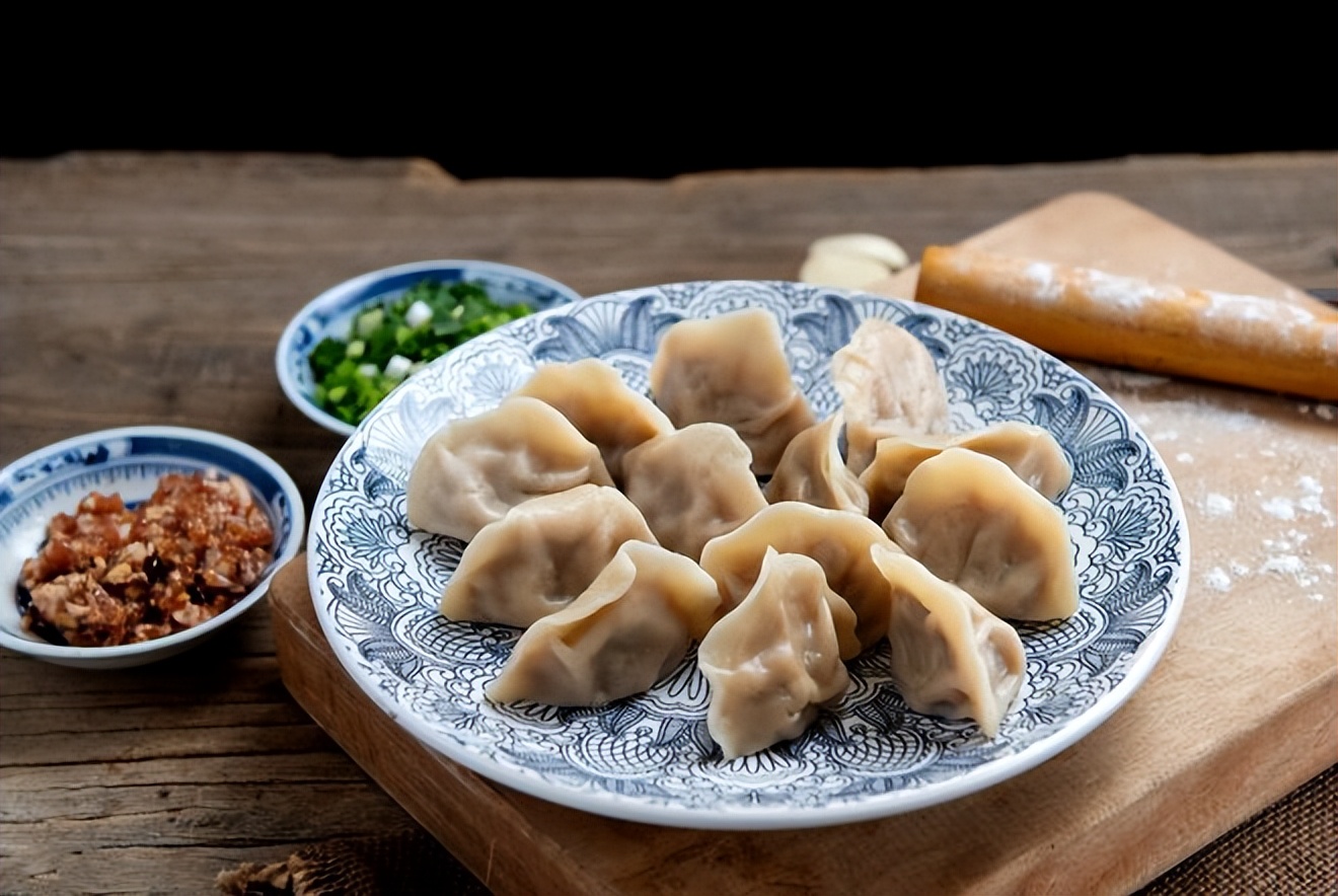 济南和青岛哪里旅游人多,青岛和济南旅游哪里人少