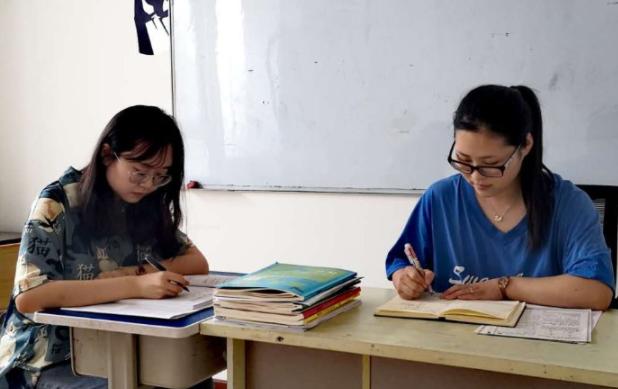 私立学校转公办老师给编制吗,私立学校转公办后老师们怎么办